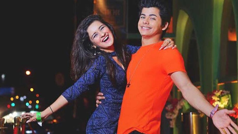 Pics of Avneet Kaur And Siddharth Nigam Will Make You Go Wow