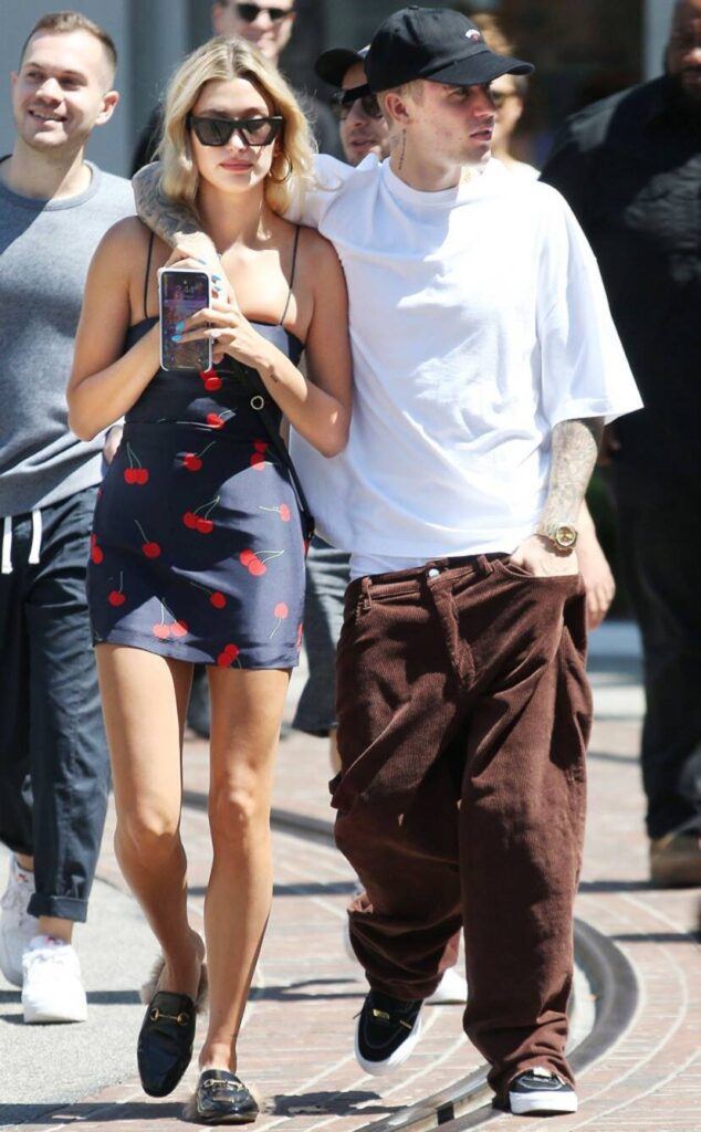 Justin Bieber And Hailey Baldwin Redefining Fashion With Every Picture! - 7
