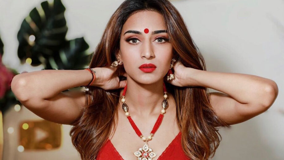 Kasautii Zindagii Kay: Prerna Aka Erica Fernandes's HOT Red Lipstick Avatar