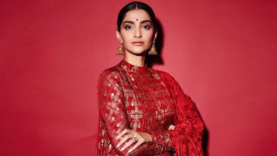 Sonam Kapoor's LAKME FASHION WEEK Outfits: Rate The Best Look?