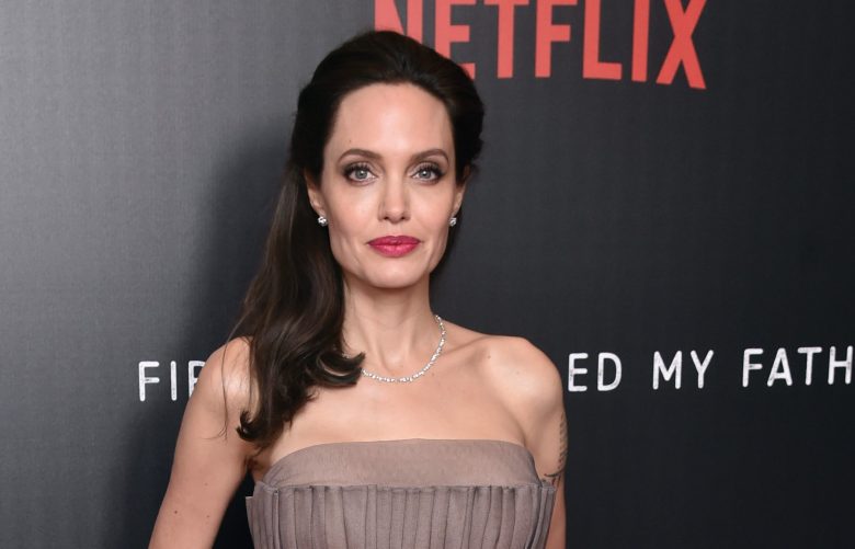 Then Vs Now: Angelina Jolie Unrecognizable Looks - 4
