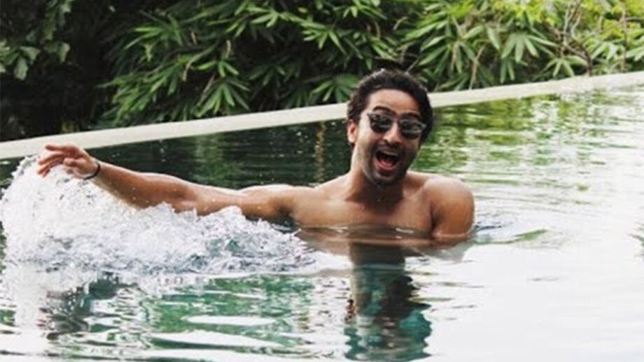 These Shaheer Sheikh Pool Pictures will make girls go crazy 4