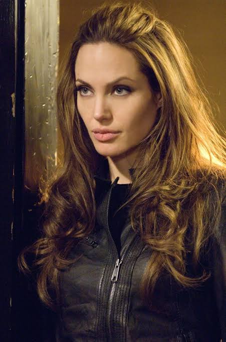 What Makes Angelina Jolie A Legendary Star - 4