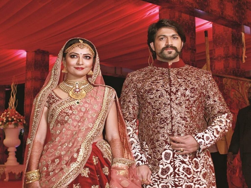 Fashion Tips on Yash And Radhika Pandit's Wedding Style - 2