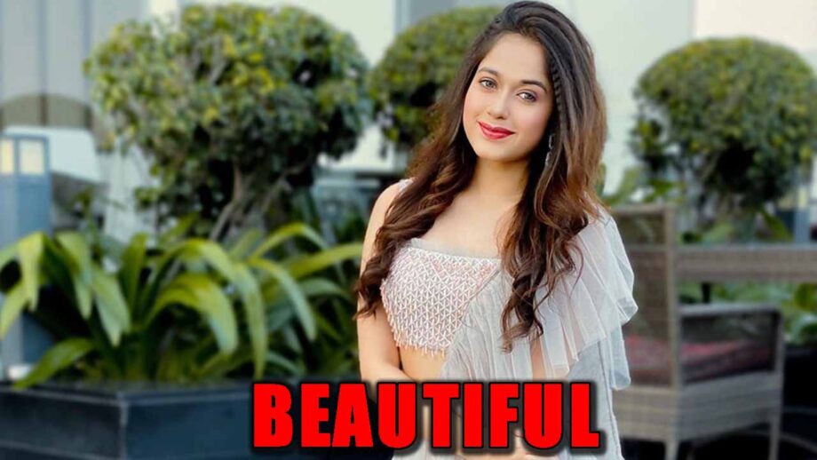 Jannat Zubair looks breathtakingly beautiful in THIS picture, check now
