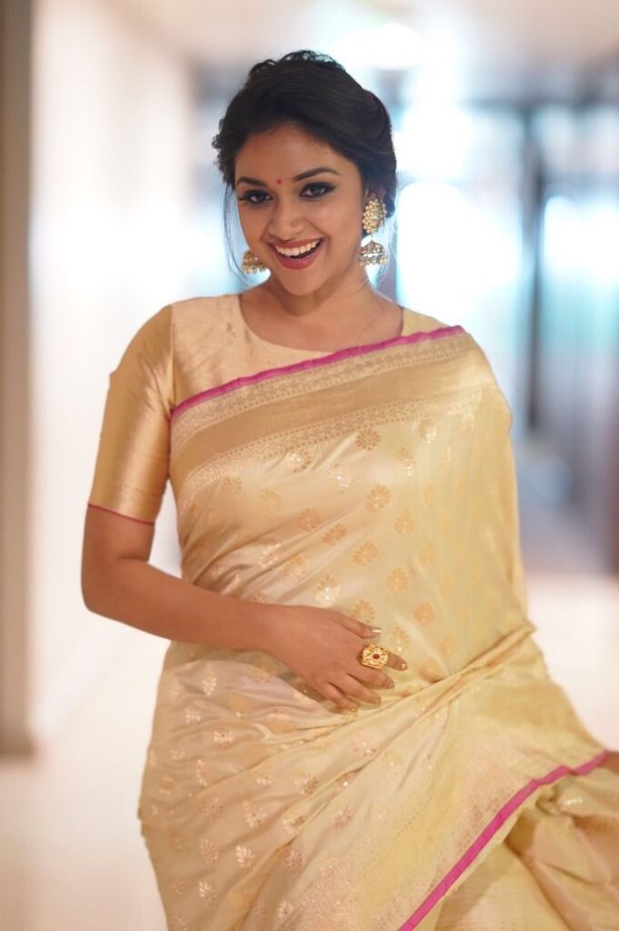 Keerthy Suresh and Samantha Akkineni's summer sarees collection is classy and elegant! - 6