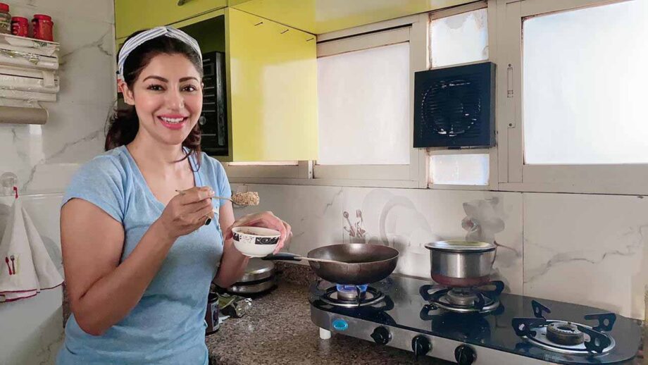 Striking a balance between eating habits and physical fitness is the key to a good and healthy life: Debina Bonnerjee