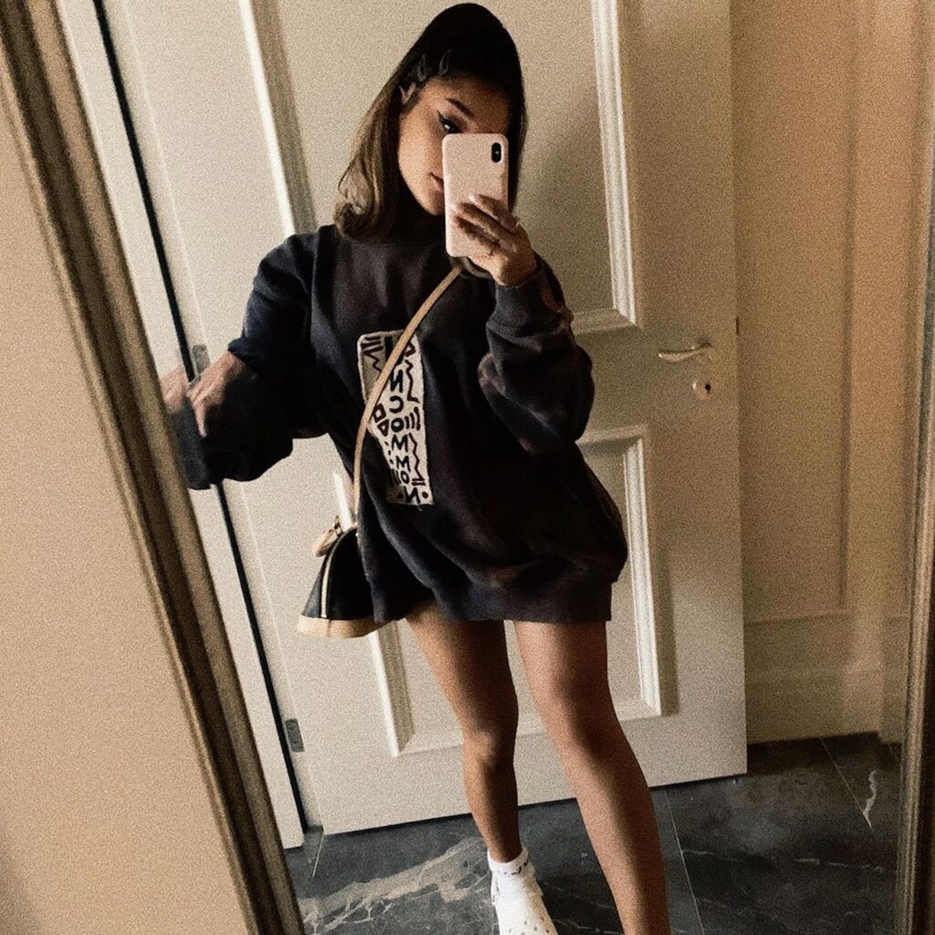 Ariana Grande Instagram Outfits