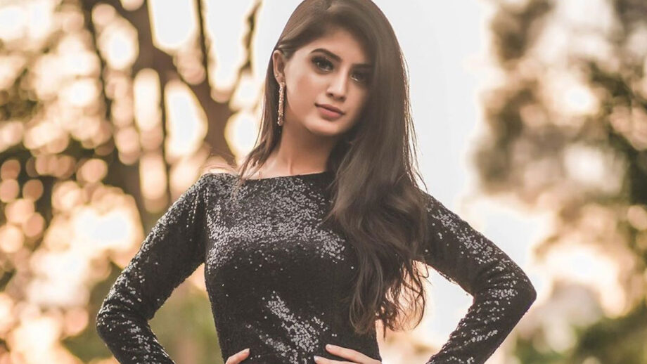 These Instagram Pictures Of Arishfa Khan Prove That She Is the New Fashion Icon