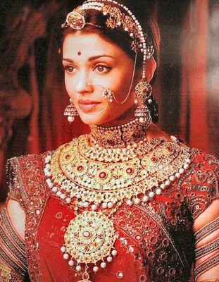 Aishwarya Rai Bachchan, Katrina Kaif, Anushka Sharma, Jacqueline Fernandez: Bollywood Actress And Their Famous Movie Characters - 0