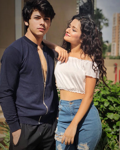 Avneet Kaur-Siddharth Nigam And Their Most Fabulous Couple Stylish Moments - 3