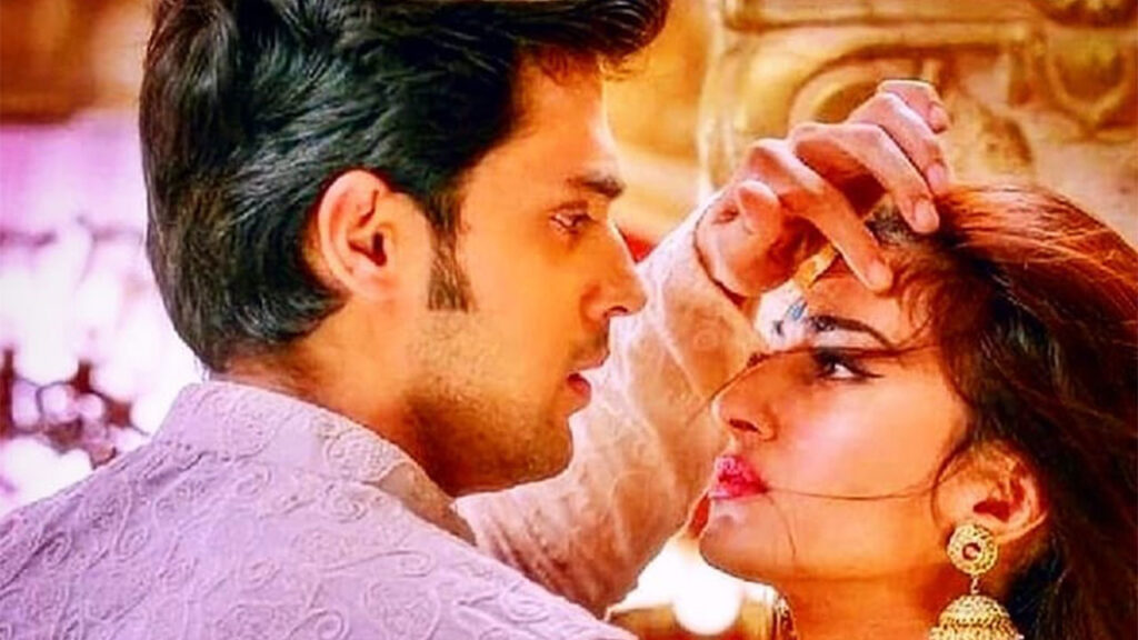 Erica Fernandes And Parth Samthaan Make The Most Stylish On-Screen Couple On Television!
