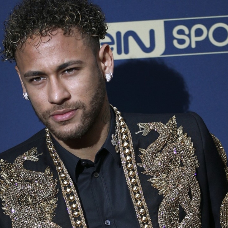 Neymar Jr. Is The Perfect Fashion BFF - 2