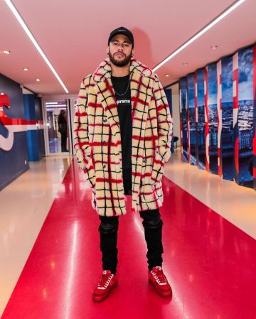 Neymar Jr. Is The Perfect Fashion BFF - 4