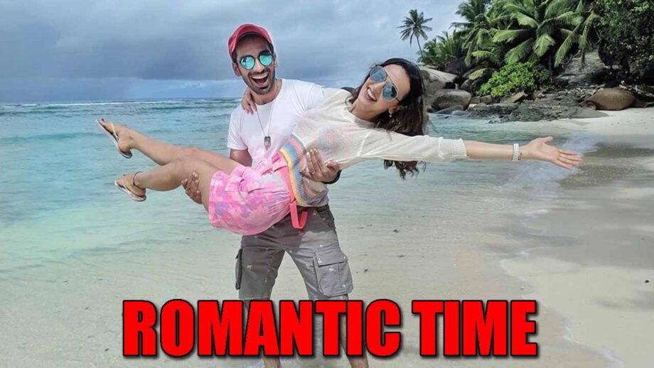 Ooh La La: Mohit Sehgal and Sanaya Irani get Cosy and Romantic on the beach