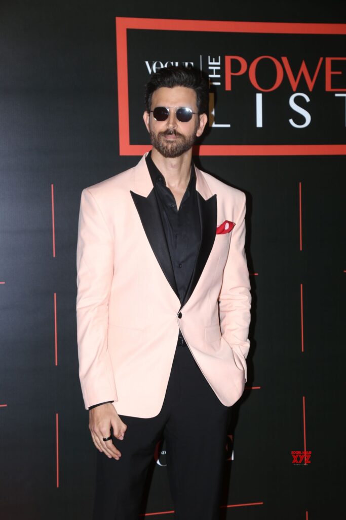 Ranveer Singh, Hrithik Roshan, Vicky Kaushal: Bollywood Celebs And Their Perfect Shades For Stylish Look - 2
