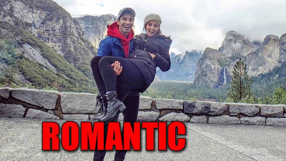Sanaya Irani and Mohit Sehgal's ROMANTIC moment, See Pic