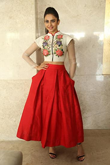 Style Inspiration: Trisha Krishnan, Anushka Shetty, Rakul Preet Singh, Samantha Akkineni Looks Jaw-Dropping Gorgeous In This Ethnic Look - 2