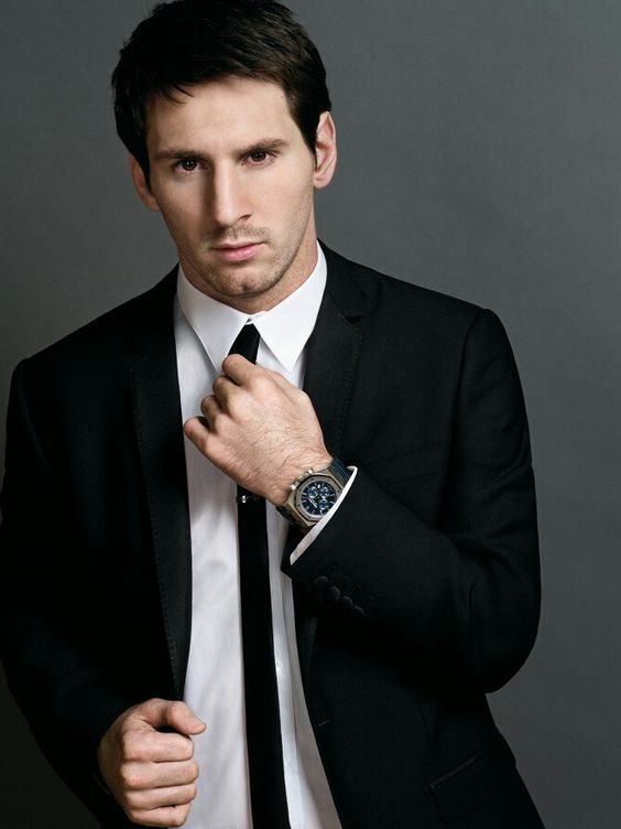 Suit Looks To Steal From Lionel Messi - 1