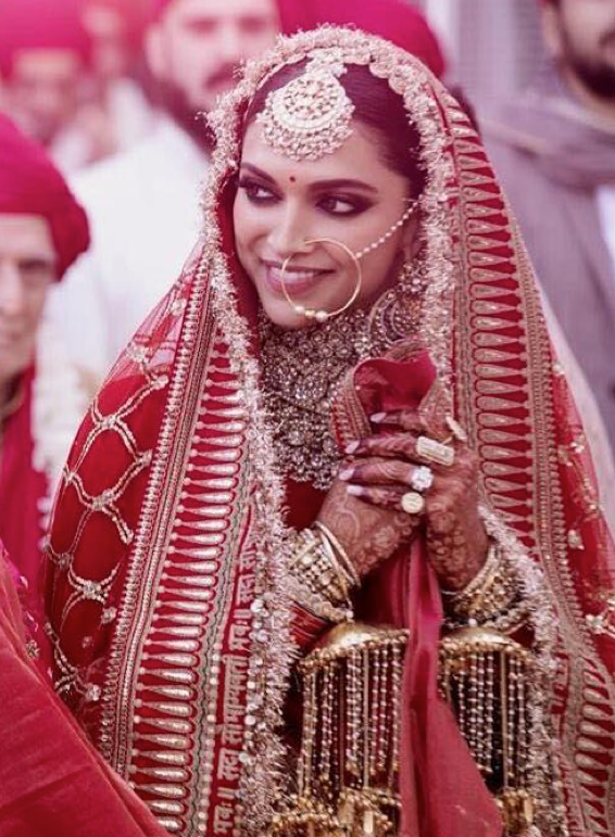 Take A Bridal Lehenga Inspiration From Anushka Sharma Kareena Kapoor