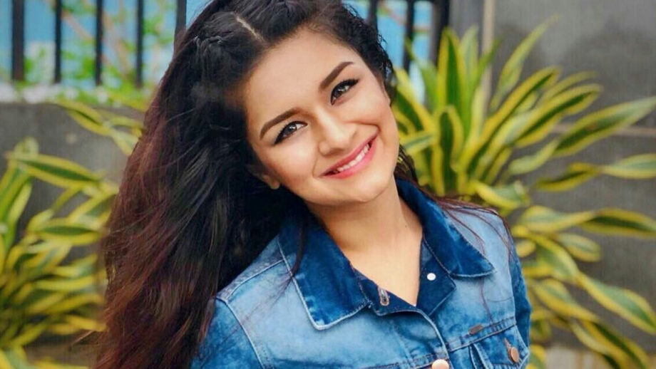 Take Inspiration from Avneet Kaur On How to Rock the Denim Look Like A Pro! 5
