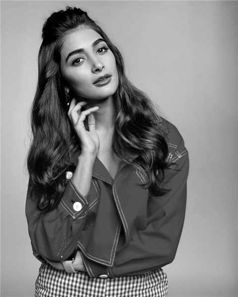 Take Some Monochrome Look Inspiration From Nayanthara, Pooja Hegde And ...