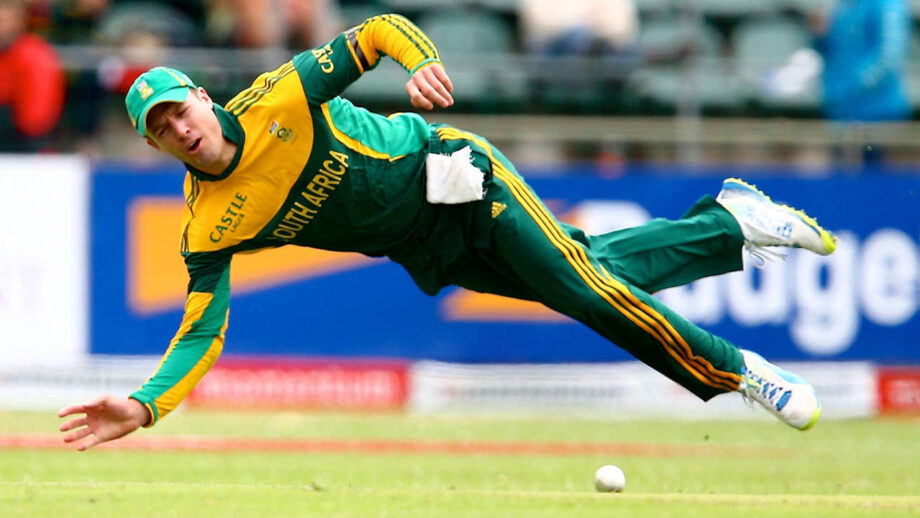 AB de Villiers: The New Age Fielding Sensation