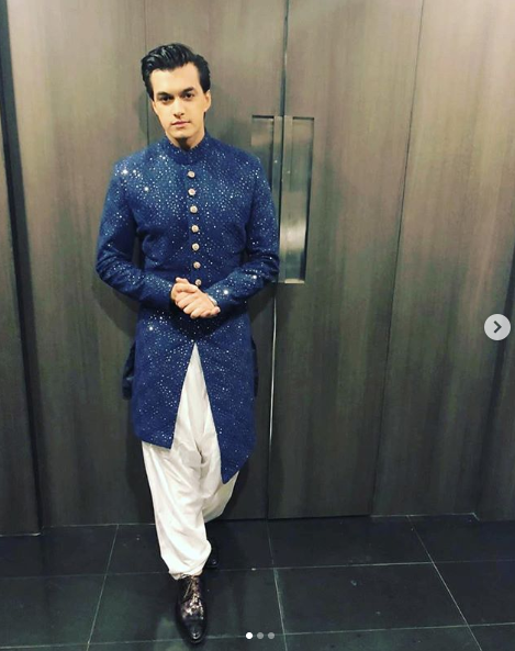 Check Out! Mohsin Khan's Instagram For Ethnic Outfit Inspiration! 3