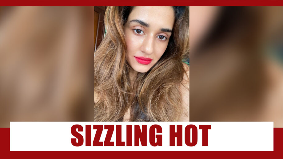 Disha Patani sizzles in new red lipstick picture: fans can’t stop liking