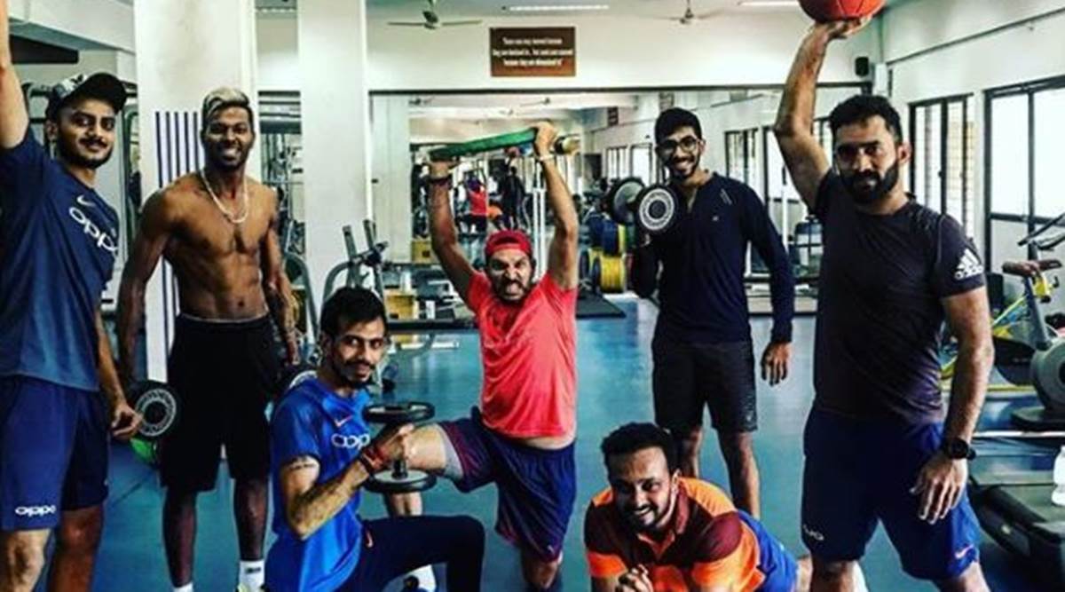 Every time Dinesh Karthik Gave Us Major Fitness Goals! 1