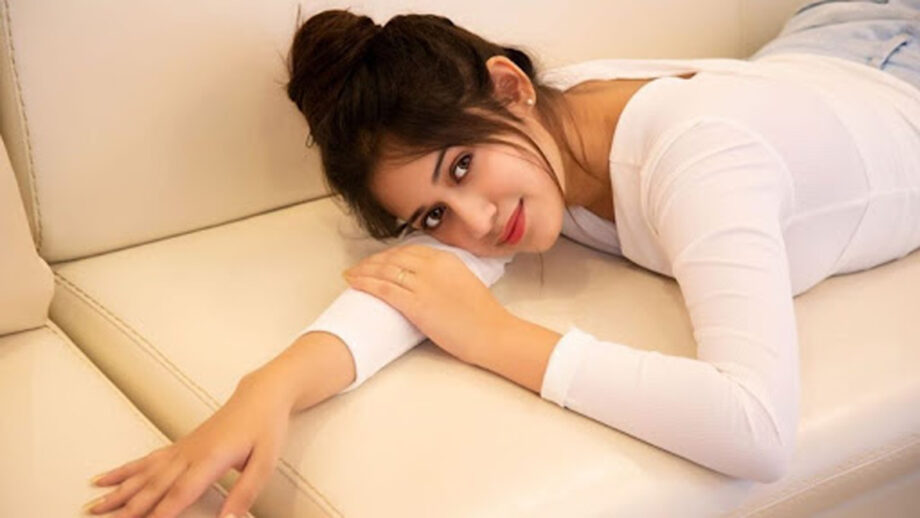 Every time Jannat Zubair posed for a hot picture, see pics 5