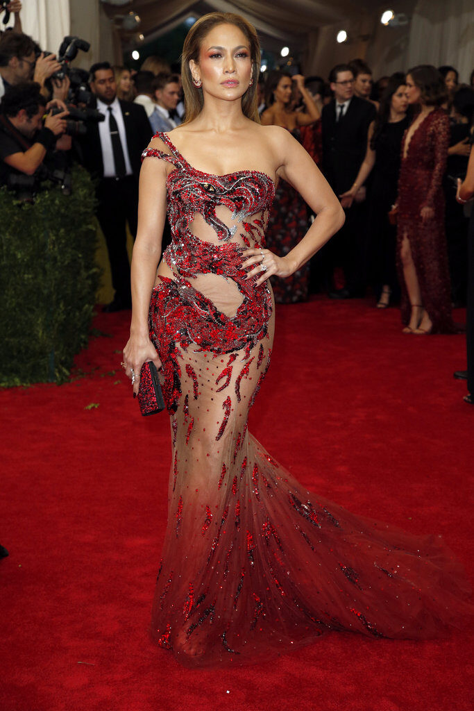 In Pictures: Jennifer Lopez, Lady Gaga And Taylor Swift’s Best-Dressed Avatar On The MET Gala Red Carpet - 0