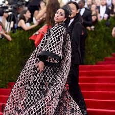 In Pictures: Jennifer Lopez, Lady Gaga And Taylor Swift’s Best-Dressed Avatar On The MET Gala Red Carpet - 4
