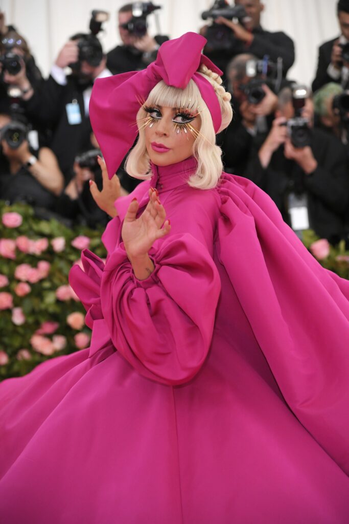 In Pictures: Jennifer Lopez, Lady Gaga And Taylor Swift’s Best-Dressed Avatar On The MET Gala Red Carpet - 3