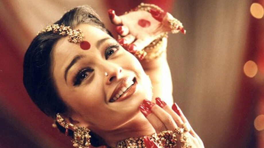 [IN VIDEO] Aishwarya Rai Bachchan's Best Dance Performances 1