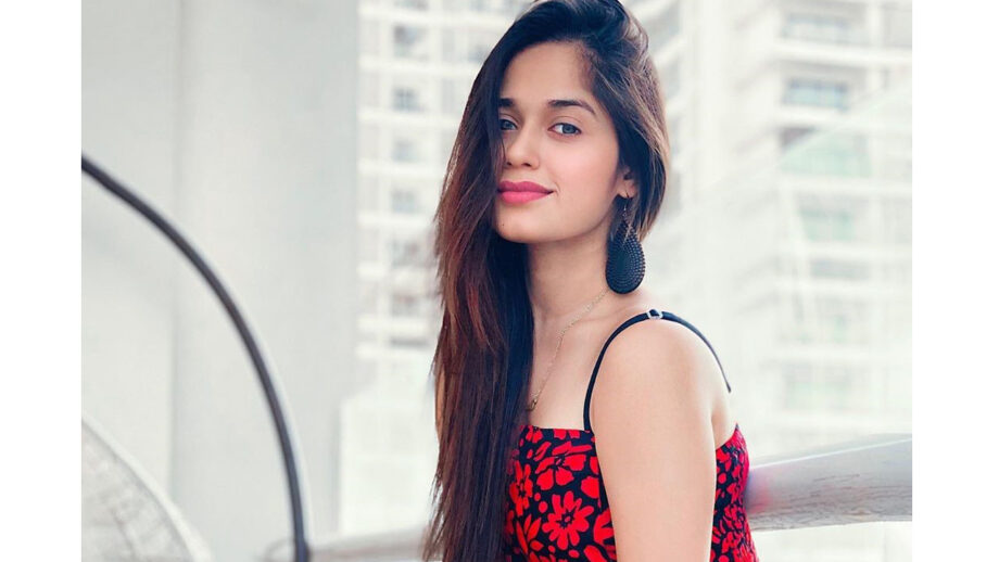 Jannat Zubair Loves Her Floral Outfits; See Pics