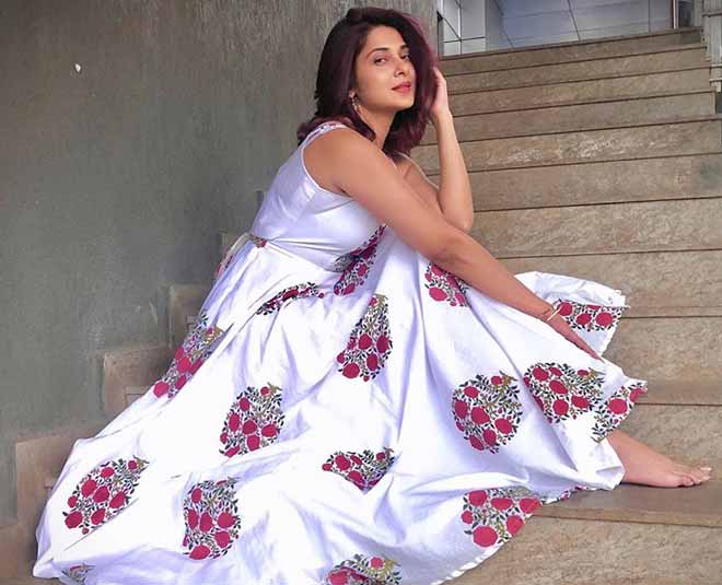 From Classy To Sassy: Jennifer Winget Knows How To Keep It Stylish At All Times - 7