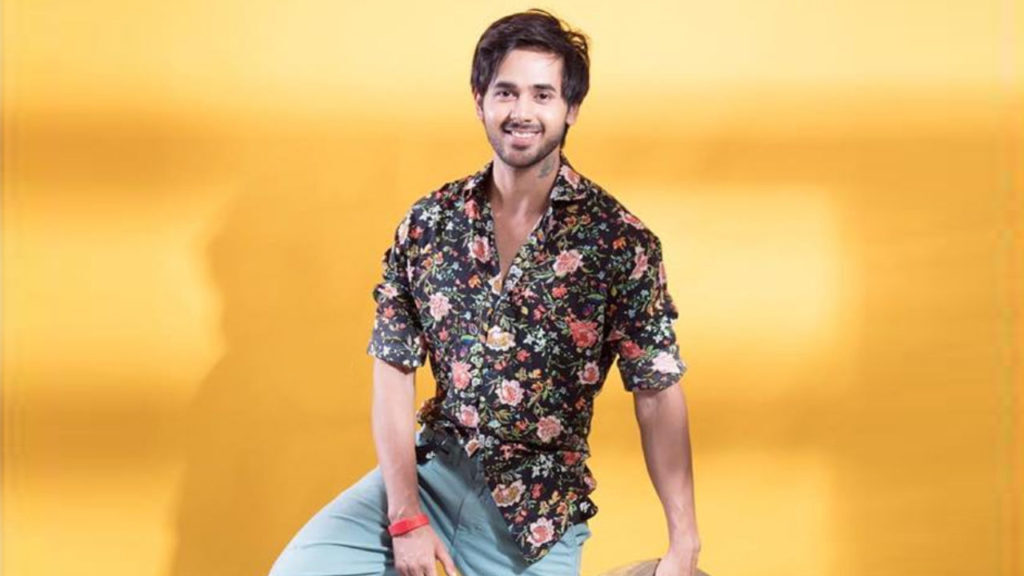 Randeep Rai Pulled Off Vibrant Colored Outfits Better? 1