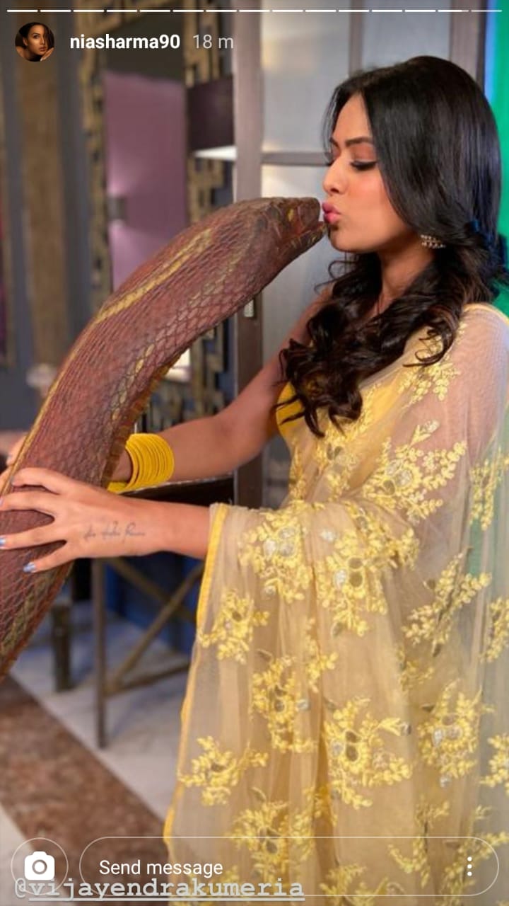 Naagin Nia Sharma kisses a snake
