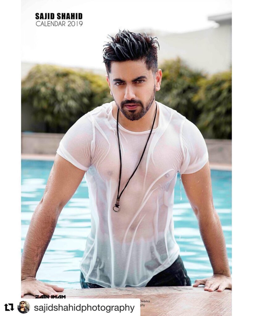 Want Stylish Look In Simple Tees? Take Inspiration From Zain Imam, Sumedh Mudgalkar And Shaheer Sheikh - 5