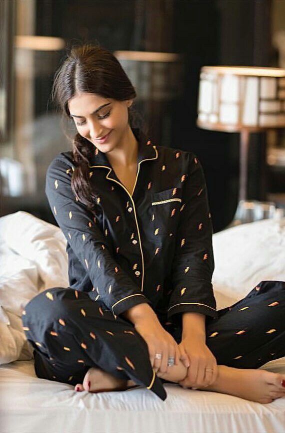 Sonam Kapoor, Alia Bhatt Or Deepika Padukone:10 Celebrity Style Night Suit Look - 0