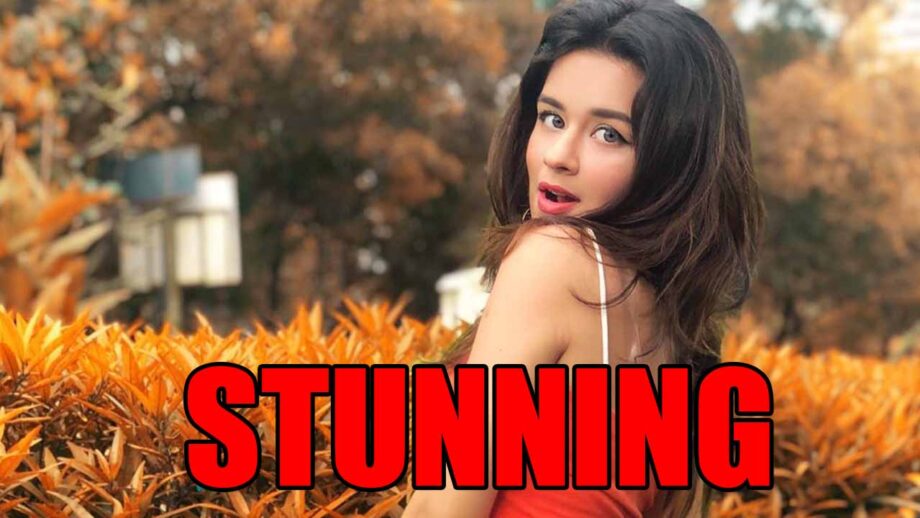 Avneet Kaur looks hot in latest picture, fans go crazy
