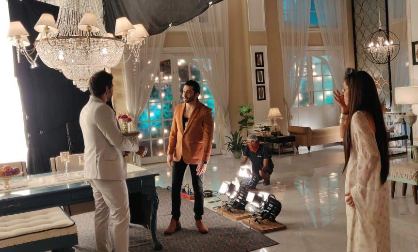Check Out! Latest Photos From The Set Of Kumkum Bhagya 6
