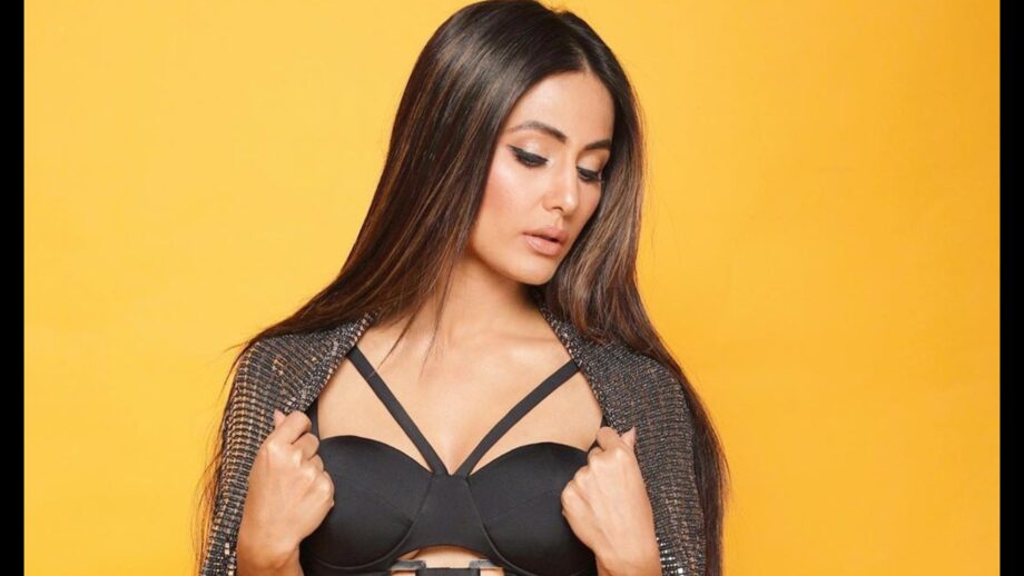 Hina Khan shares latest picture in black, looks stunning and glamorous