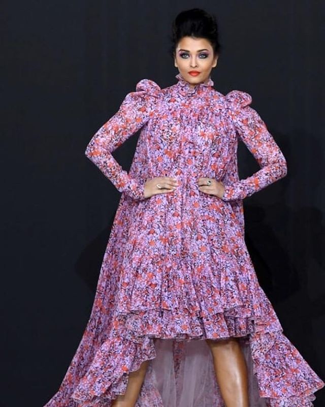 How To Style Puff Sleeves Trend Like Nora Fatehi, Aishwarya Rai Bachchan, Jacqueline Fernandez? - 1