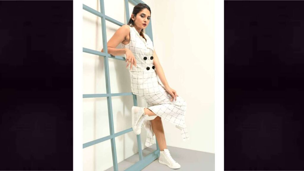 From Classy To Sassy: Jennifer Winget Knows How To Keep It Stylish At All Times - 4