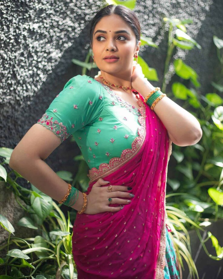 3 Attractive Sarees And Blouse Styles To Steal From Tollywood Beauty Sreemukhi 791196