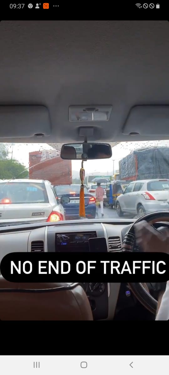 Aladdin's actors Siddharth Nigam and Ashi Singh get stuck in traffic