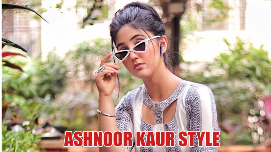 Ashnoor Kaur Fashion: Ways to Revamp Your Closet In 2020