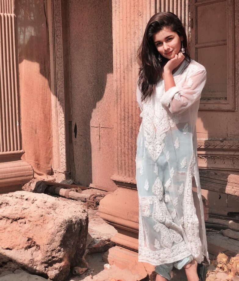 From A Simple Suit To Palazzo: Avneet Kaur's Ethnic Wardrobe Is An Inspiration - 7